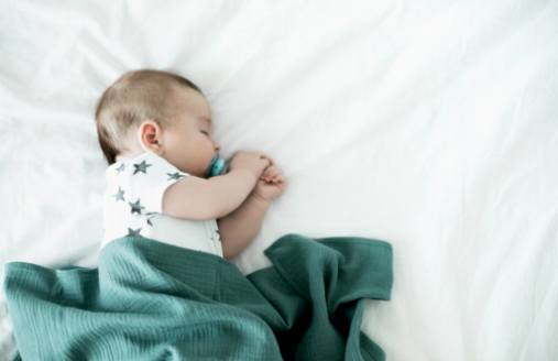 Mastering the Art of Sleep Training with an Attachment Parenting Approach