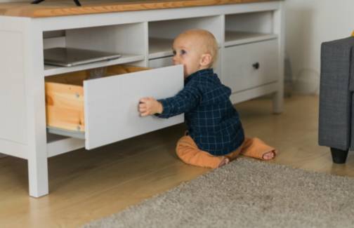 Preventing Accidents: The Benefits of Safety Straps for Baby and Toddler Furniture